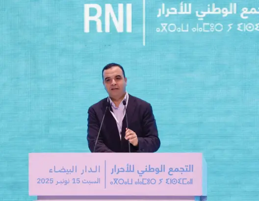بايتاس يحذر من تعاقدات سياسية هشة تهدد ثقة المغاربة: “كتسرق في غفلة من الناس”