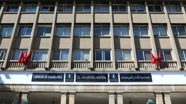 شبهات “تضارب مصالح” تهز جماعة البيضاء.. مفتشو الداخلية يرصدون “وضعيات ملتبسة”