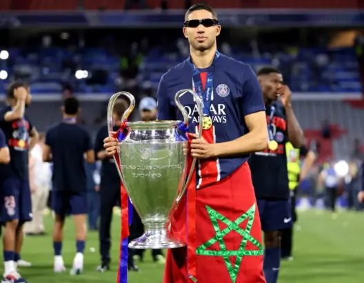 متفوقا على صلاح وأوسيمين.. حكيمي أفضل لاعب في إفريقيا لسنة 2025