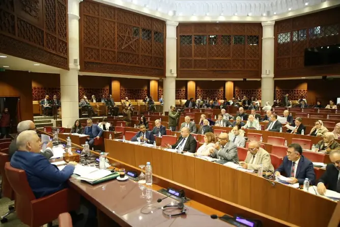 برلماني يخاطب وزير الداخلية: الفاسدون الكبار كلنا نعرفهم.. وإذا أردتم أن نسميهم سنسميهم