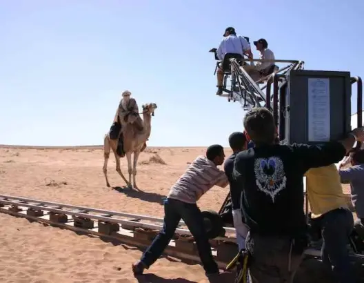 “أبطال الرمال”.. مراكش تحتضن تصوير دراما تاريخية عربية ضخمة بمشاركة فنانين مغاربة