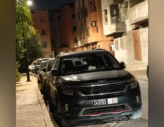 رصد سيارة جماعة دمنات بمراكش يجر انتقادات حادة للرئيس حول استغلال ممتلكات الدولة
