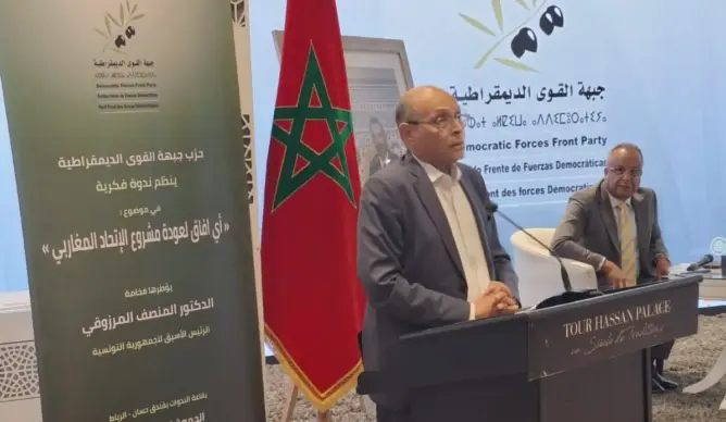 المرزوقي يتبرأ من مواقف الرئيس التونسي ضد المغرب ويعتبرها “شاذة”.. ويدعو لإحياء الاتحاد المغاربي