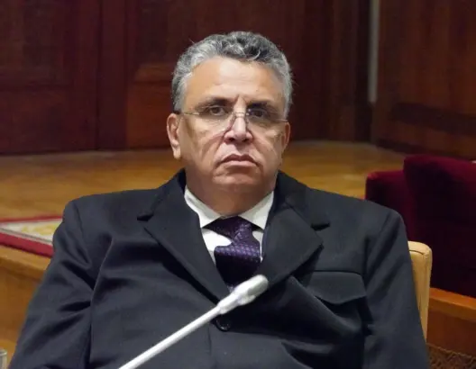 وهبي يصف منصات التواصل بـ “مصيبة العصر” ويقر بعجز الحكومة عن حماية الحياة الخاصة للمغاربة
