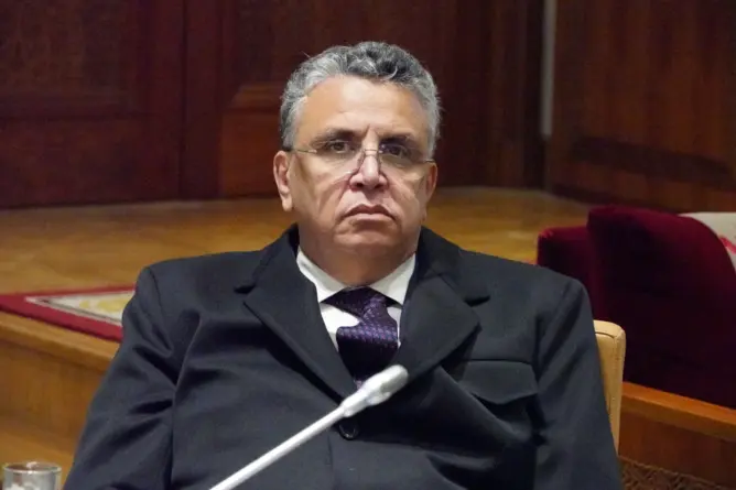 نواب يتهمون وزير العدل بتمرير قانون “يمتص دماء المغاربة”.. ووهبي: أنتم من يؤجل تجريم الفساد