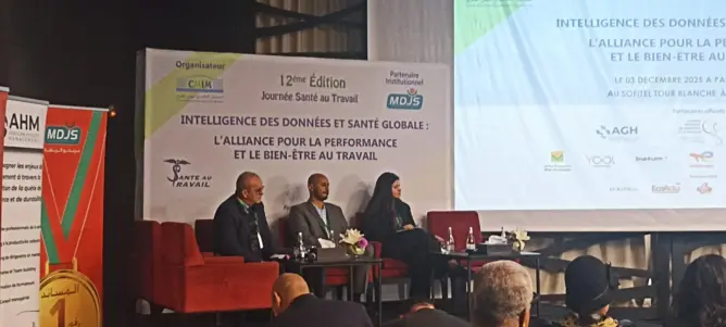 خبراء يحذرون: بيئات العمل أصبحت مولدة للتوتر و”السمنة المعلوماتية” تضاعف الإرهاق النفسي