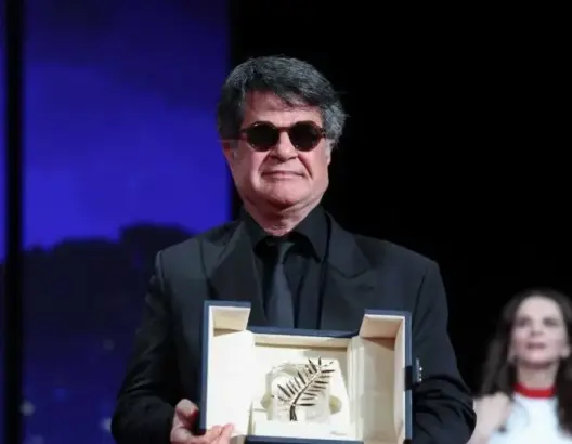 المخرج الإيراني جعفر بناهي: السجن غيّر حياتي.. وأفلامي مرآة لوجع الناس وتحولات المجتمع