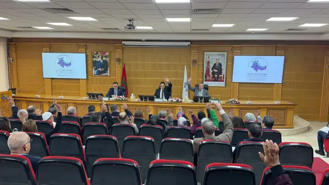 مجلس جهة الشمال يحدث شركة للمنشآت الرياضية ويصادق على مشاريع للنقل والسدود والنفايات
