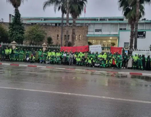 وزان.. عمال النظافة يخوضون احتجاجات منذ أيام والأزبال تغرق “دار الضمانة”