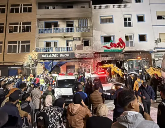 فاجعة الفنيدق.. ارتفاع حصيلة ضحايا اصطدام شاحنة ببنايتين إلى ست وفيات