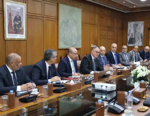اعتماد “العقد-البرنامج” لدعم الاستراتيجية الاجتماعية لموظفي المالية .. ولقجع يدعو للابتكار
