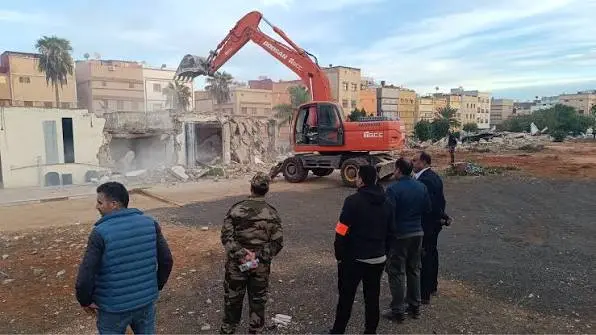 حملة واسعة بالبرنوصي لإزالة بنايات عشوائية وتحويلها لمساحات خضراء للساكنة