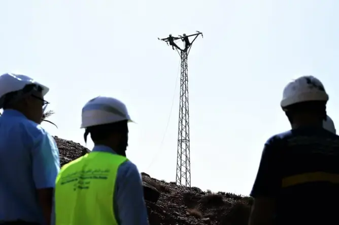 مفتشية الداخلية تحاصر جماعة بوسكورة .. شواهد كهرباء لبنايات عشوائية وأراضٍ “محرمة البناء”