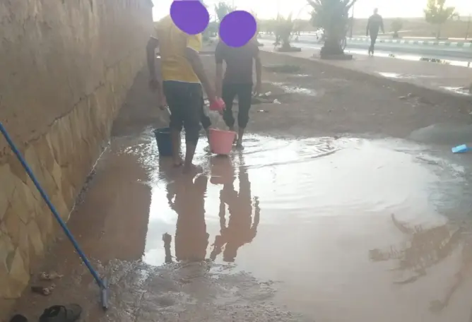 ورزازات.. متضرر يشتكي تحويل مياه الأمطار إلى منزله بسبب الأشغال