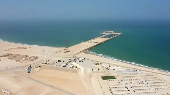 رهان الأطلسي.. هل ينجح ميناء الداخلة في تحرير المغرب من “الهيمنة الأوروبية” وتغيير وجه إفريقيا؟