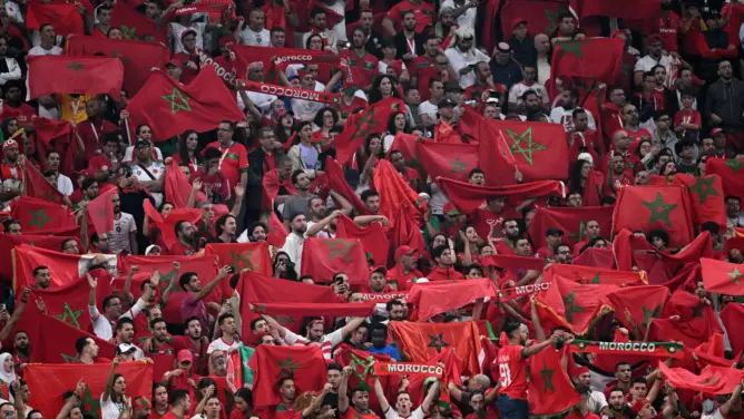 حين تغيب الامتيازات يختفي المؤثرون.. “كان المغرب” يكشف هشاشة الانتماء في عالم “الأدسنس”