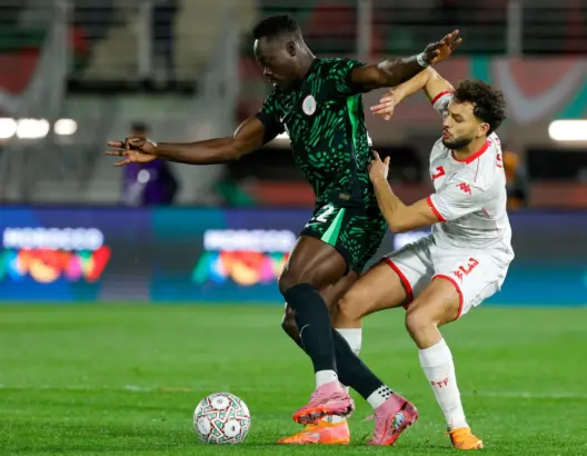 المنتخب النيجيري يتجاوز تونس بصعوبة وينجو من ريمونتادا محققة