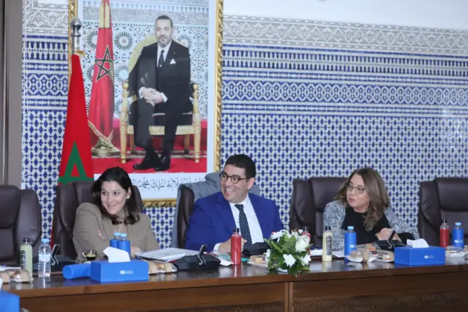 البام يحذر من تبخيس العمل البرلماني ويرحب بلجوء المعارضة للمحكمة الدستورية