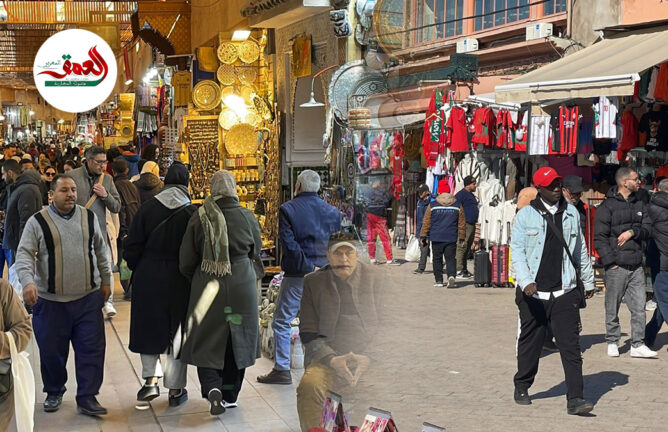 كأس أفريقيا تُنعش أسواق مراكش.. إقبال كبير على أقمصة المنتخبات الوطنية