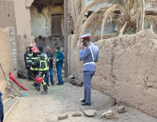 فاعل حقوقي يحذر من خطر البنايات الآيلة للسقوط بعد وفاة ستيني في انهيار منزل طيني بتازارين