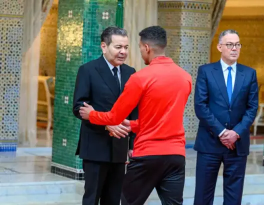 بتعليمات ملكية.. الأمير مولاي رشيد يستقبل “أسود الأطلس” بعد مسارهم المتميز في “كان المغرب”