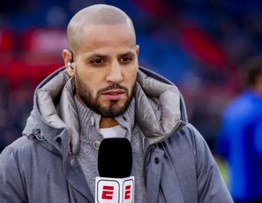 الأحمدي يدافع عن الركراكي: الاندفاع الهجومي أمام عمالقة إفريقيا انتحار.. والمغرب كان يستحق “الكان”