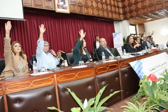 أكبر المقاطعات كثافة سكانية.. هل تنازلت جماعة البيضاء عن مقاطعة سيدي مومن؟