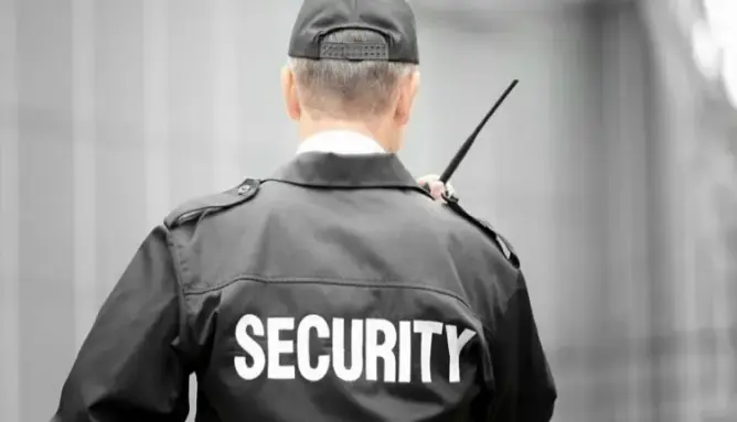 نقابة حراس الأمن بطاطا تعلن تضامنها مع حارس مطرود وتلوّح بالتصعيد