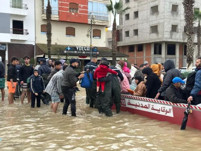 الحكومة تعقد اجتماعا عاجلا لدراسة وضعية الفيضانات بالقصر الكبير