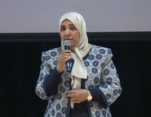 بوسيف تدعو لمقاربة أسرية في السياسات العمومية وتنتقد إكراهات سوق العمل التي تضحي بالأمومة