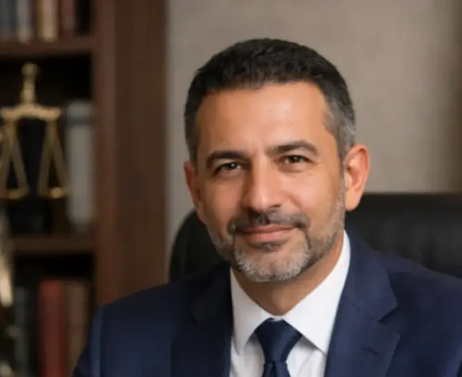 إضراب السادة المحامون: هل يبرر الاحتجاج خرق نص قانوني صريح؟