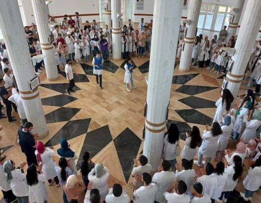 احتقان في كلية الطب بوجدة بسبب تأخر صرف تعويضات التداريب