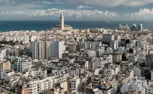 الاتحاد الاشتراكي يهاجم “التحالف المتغول” بالبيضاء ويعلن “النفير العام” لحكم المدينة
