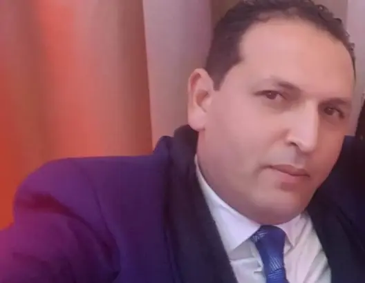 وزير يرحل… ووجه يدور: المسؤول الجامعي بين المبدأ والكرسي