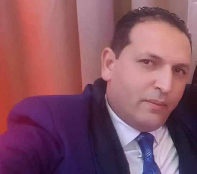 وزير يرحل… ووجه يدور: المسؤول الجامعي بين المبدأ والكرسي