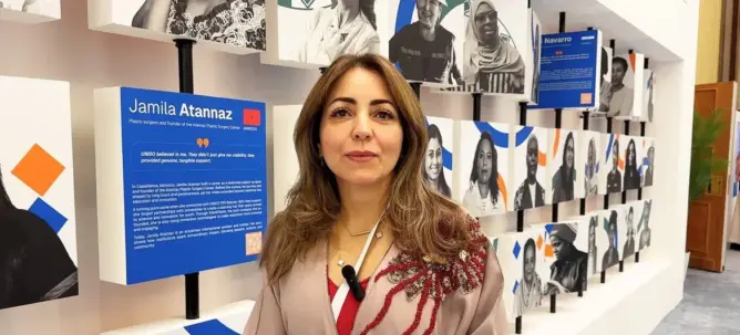 طبيبة مغربية تكسر احتكار الرجال لجراحة التجميل وتنتزع اعترافا أمميا بالرياض