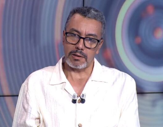 خالد شيات، الخبير في العلاقات المغربية الجزائرية
