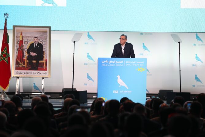 عزيز أخنوش