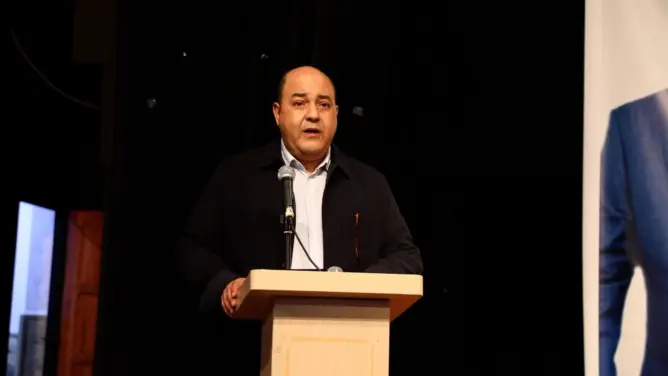 مزواري: جهة الدار البيضاء تنتج ثلث الثروة وتعيش “فقرا سياسيا” حوّل التنمية لامتياز