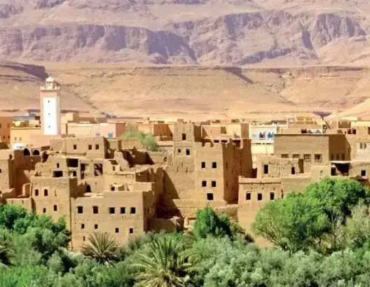 “الأحرار” يدعو المنصوري لتبسيط مساطر رخص البناء بقرى درعة تافيلالت