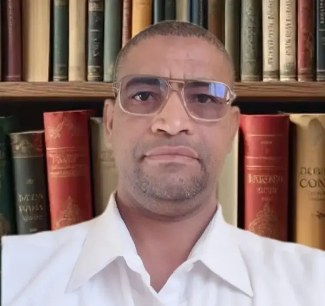 قراءة في مجموعة “لقاء مؤجل” لمؤلفها عبد الرحمان حمزاوي “الدرعي”