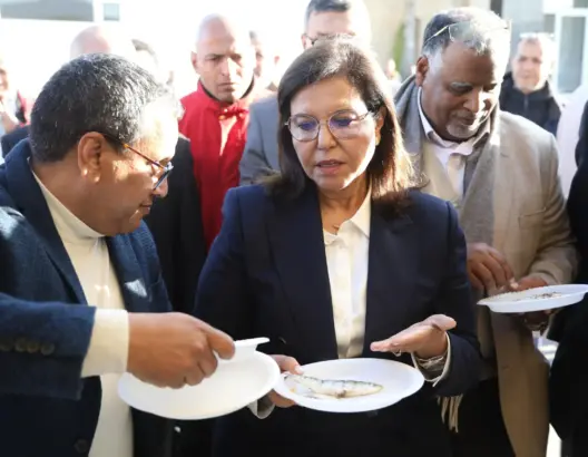 السردين مجمد لأول مرة.. الدريوش تعطي انطلاقة مبادرة “الحوت بثمن معقول”