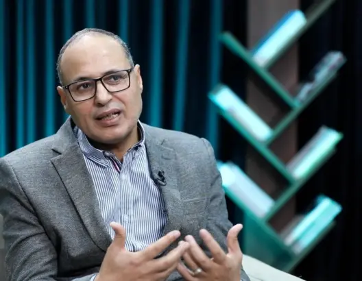 أحمد بوز في “شهادات خارج النص”: حينما وضعتنا “أوهام النفط” في مواجهة مع الفرقة الوطنية
