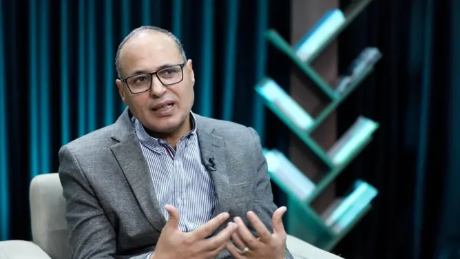 أحمد بوز في “شهادات خارج النص”: حينما وضعتنا “أوهام النفط” في مواجهة مع الفرقة الوطنية