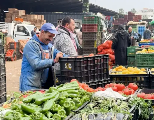 مهنيون لـ”العمق”: السلع متوفرة بـ”الجملة” و”لهفة” المستهلك وراء اشتعال الأسعار قبل رمضان (فيديو)