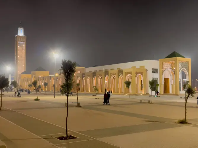 فتح مسجد محمد السادس بأكادير