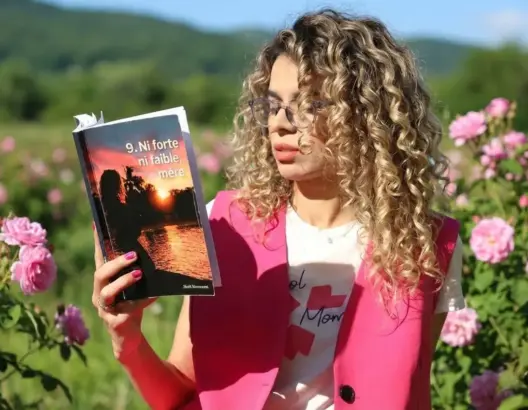 كتاب جديد يحطم الصور النمطية عن الأمومة ويعيد التفكير في التجربة من الداخل