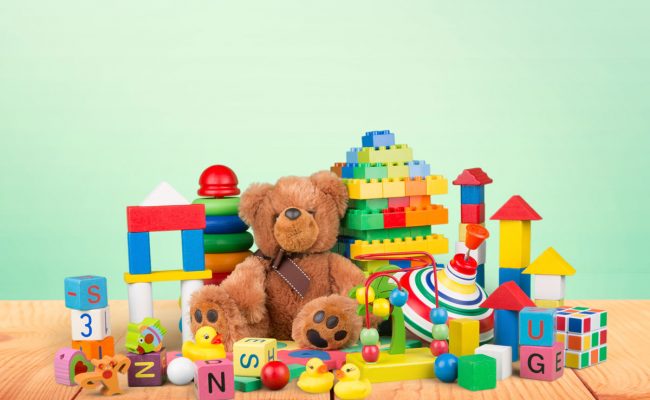 شراء ألعاب أطفال حقيقية