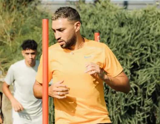 الحدادي عالق في إيران وسط تصاعد التوترات بين واشنطن وطهران