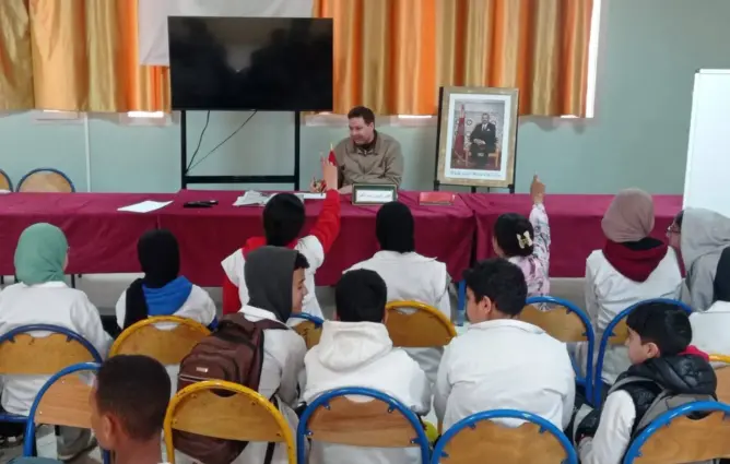 ثانوية أنوال بخنيفرة تقوي قدرات المتعلمين في مجال الإعلام